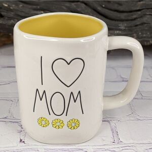 Rae Dunn I ❤️ MOM White/Yellow Ceramic Mug